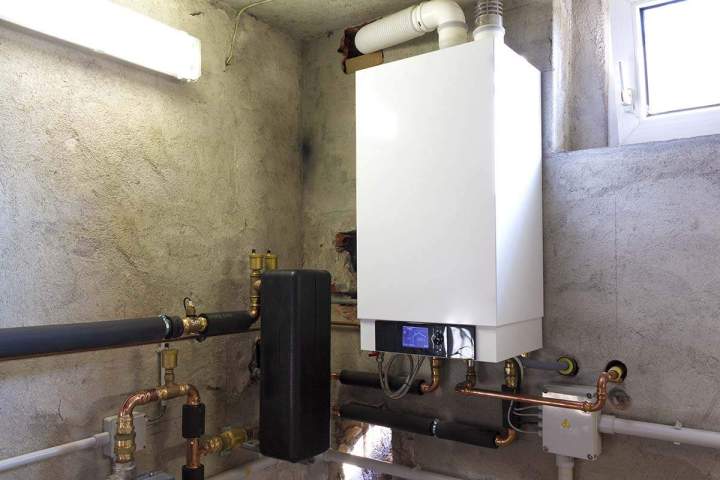 Installation de pompe à chaleur, Lambesc